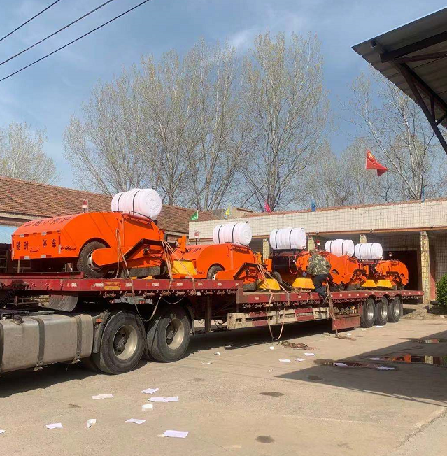 海南州馬路清掃機(jī)廠家-河南都市機(jī)械設(shè)備